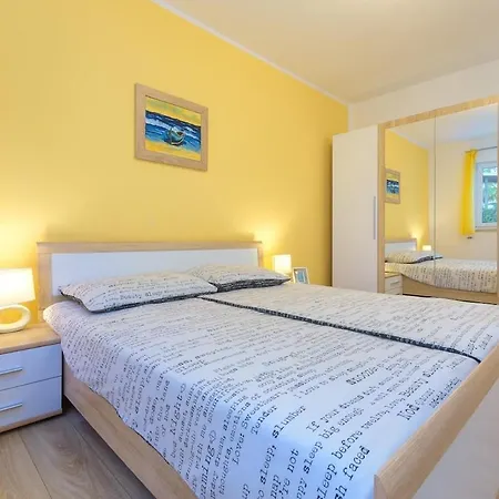 House By Istrialux 别墅 Zeliski