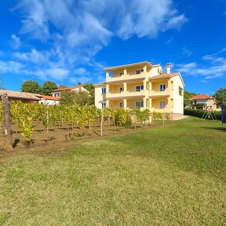 House By Istrialux Zeliski